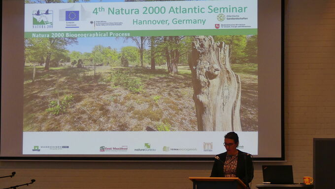 Anka Dobslaw, Staatssekretärin im Niedersächsischen Ministerium für Umwelt, Energie und Klimaschutz, eröffnete das 4. Atlantische Biogeographische Seminar offiziell.